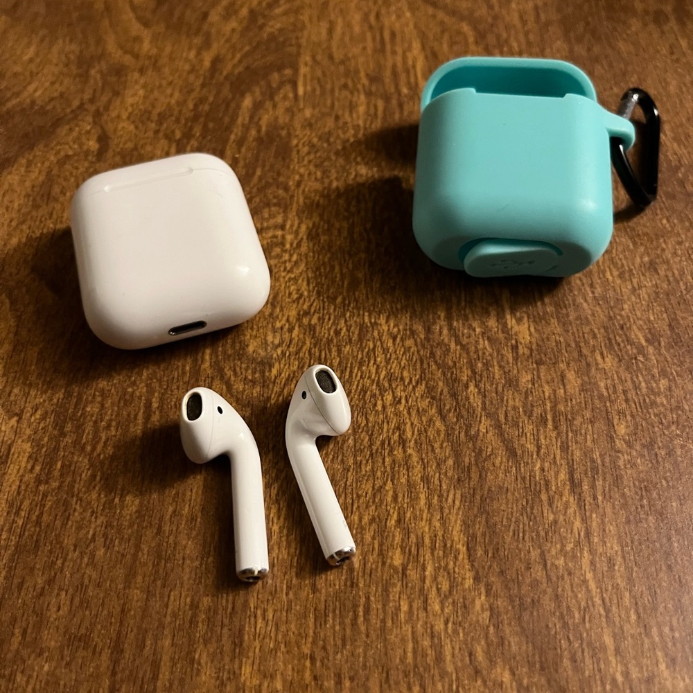 AirPods with silicone case